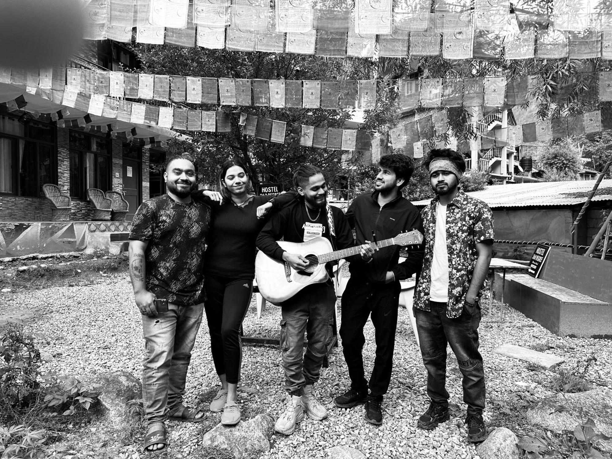 Hostel 360 Degree, Jibhi Buitenkant foto