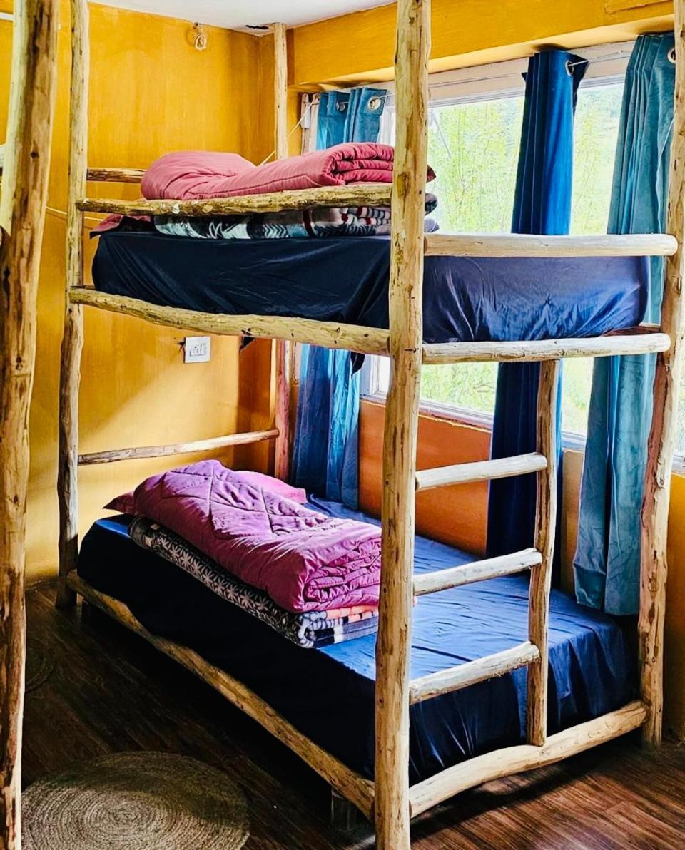 Hostel 360 Degree, Jibhi Buitenkant foto